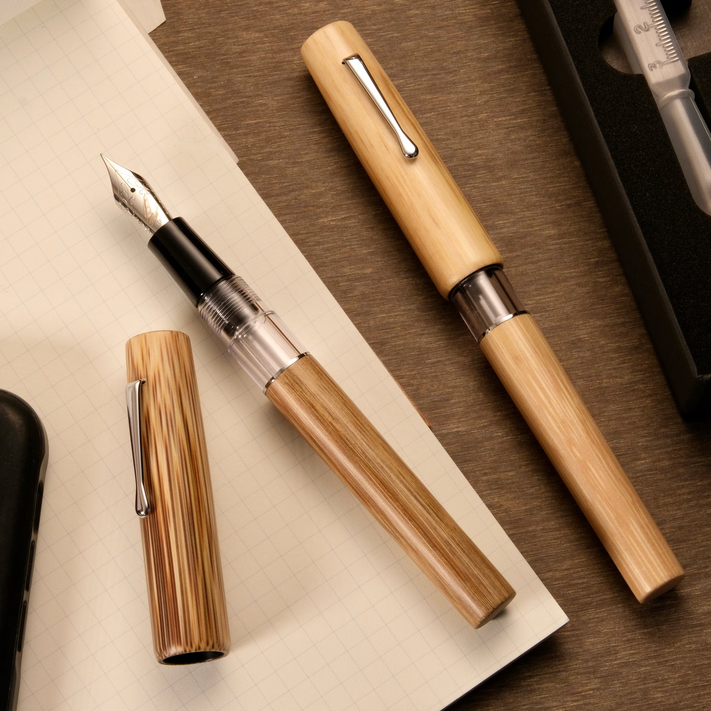 Fine Writing Int. Fenestro Fountain Pen - Bamboo