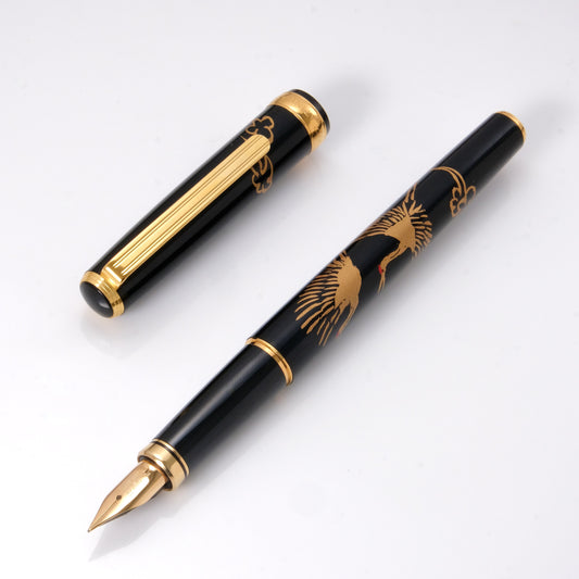 Platinum Vicoh Modern Maki-e Fountain Pen － Kaga Zuiun