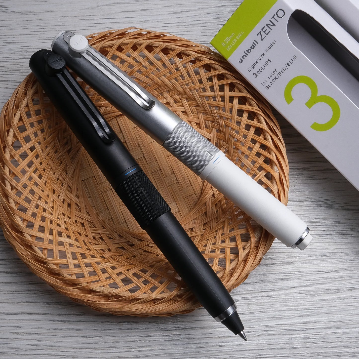 Uni-ball Zento Signature Retractable 3-Color Ballpoint Pen, Silver 0.38mm
