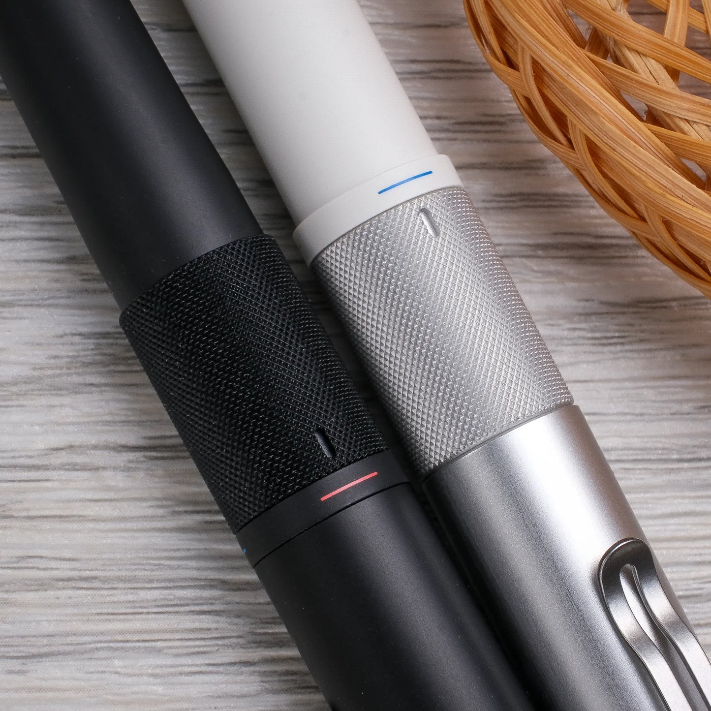 Uni-ball Zento Signature Retractable 3-Color Ballpoint Pen, Silver 0.38mm