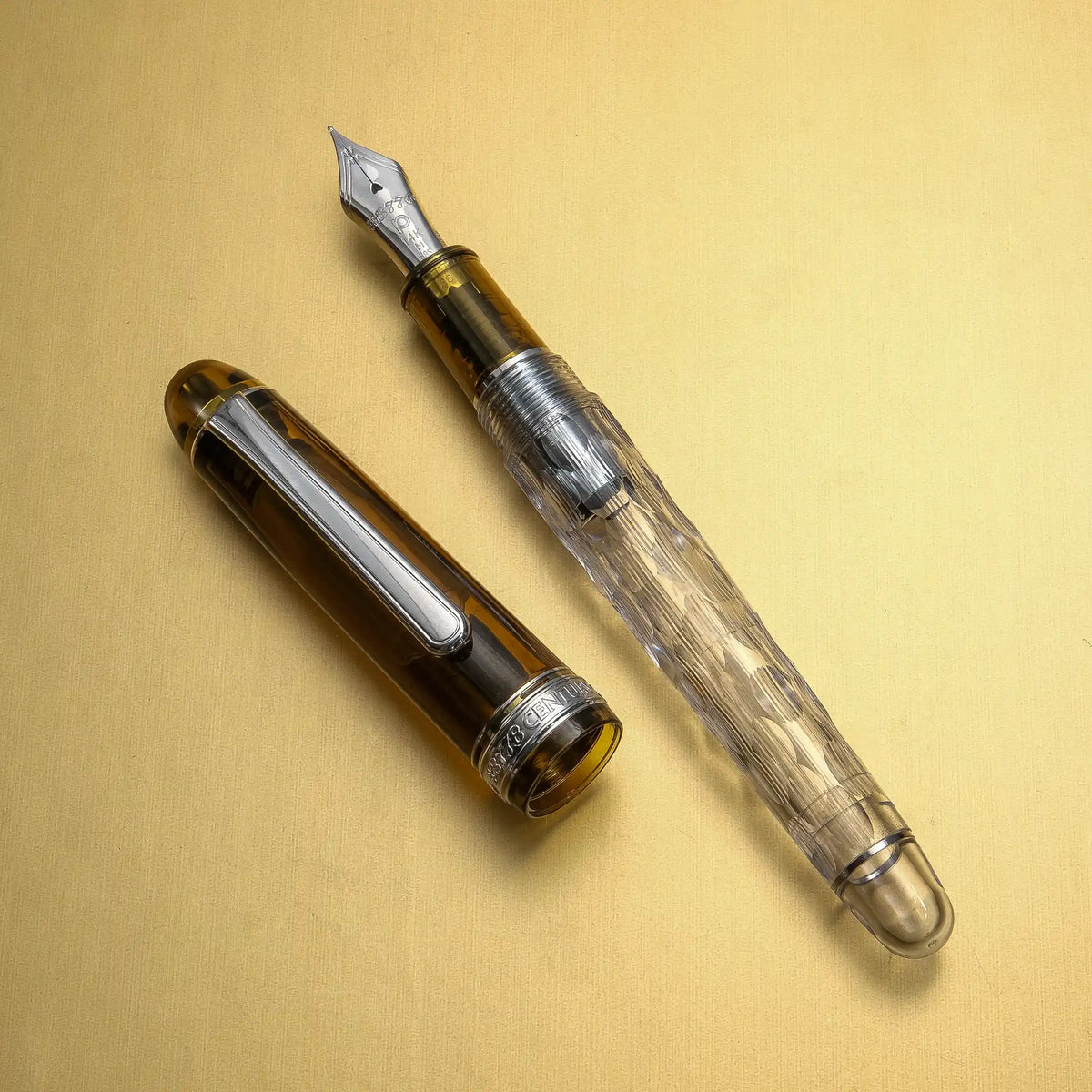 Platinum #3776 Century Fuji Unkei Fountain Pen – Unkai (Limited Edition)