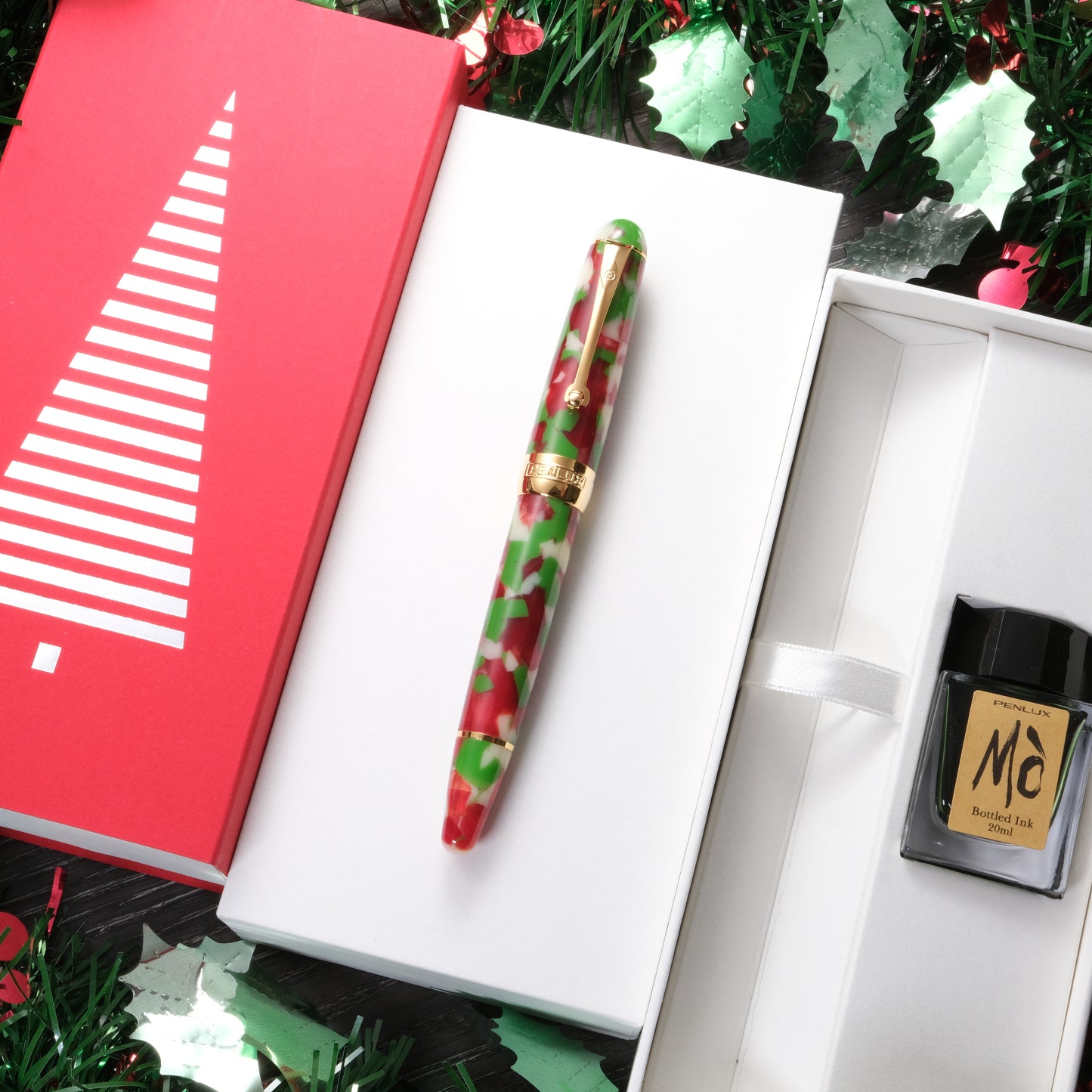 Penlux Masterpiece Delgado 2022 Limited Edition Fountain Pen - Christmas