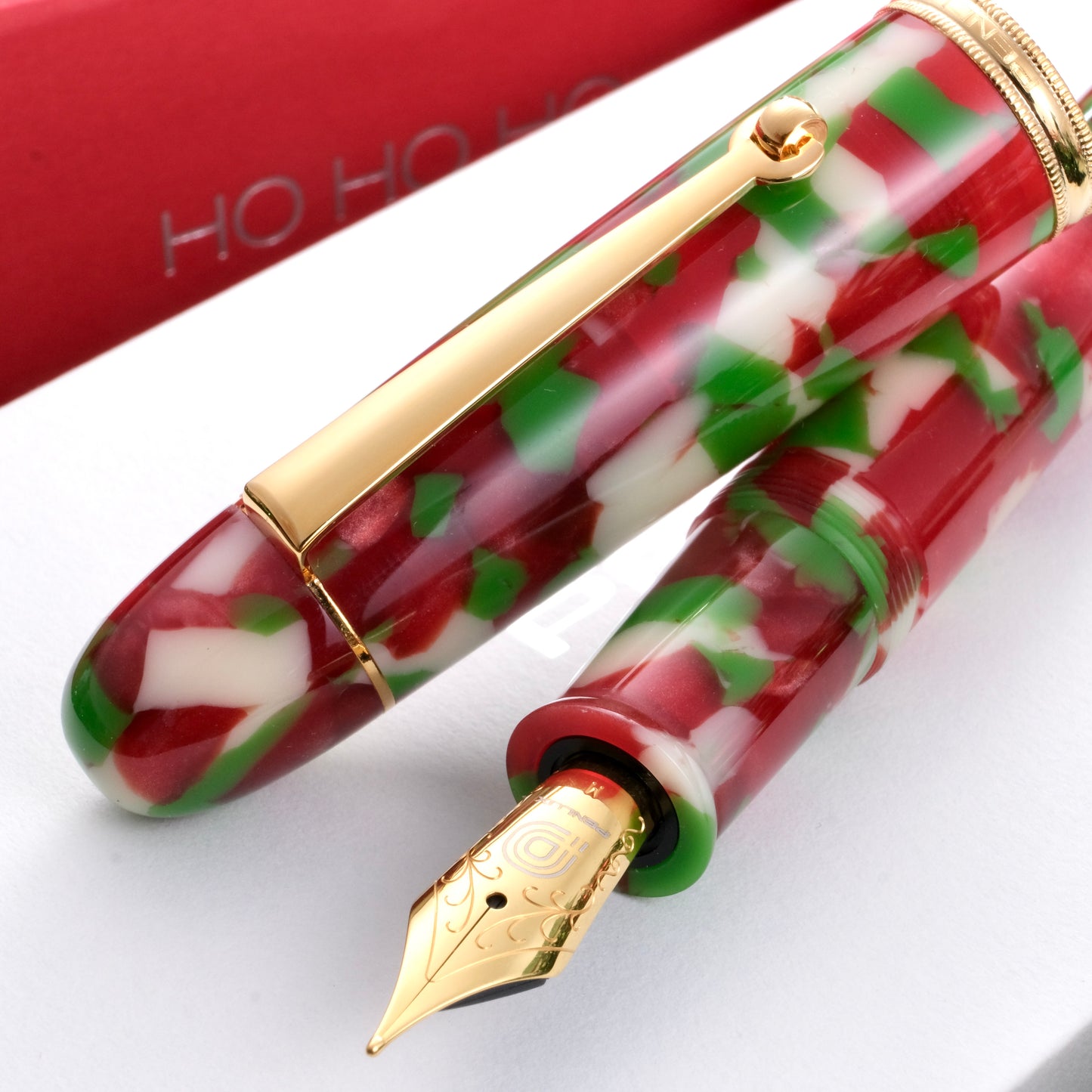 Penlux Masterpiece Grande 2022 Limited Edition Fountain Pen - Christmas