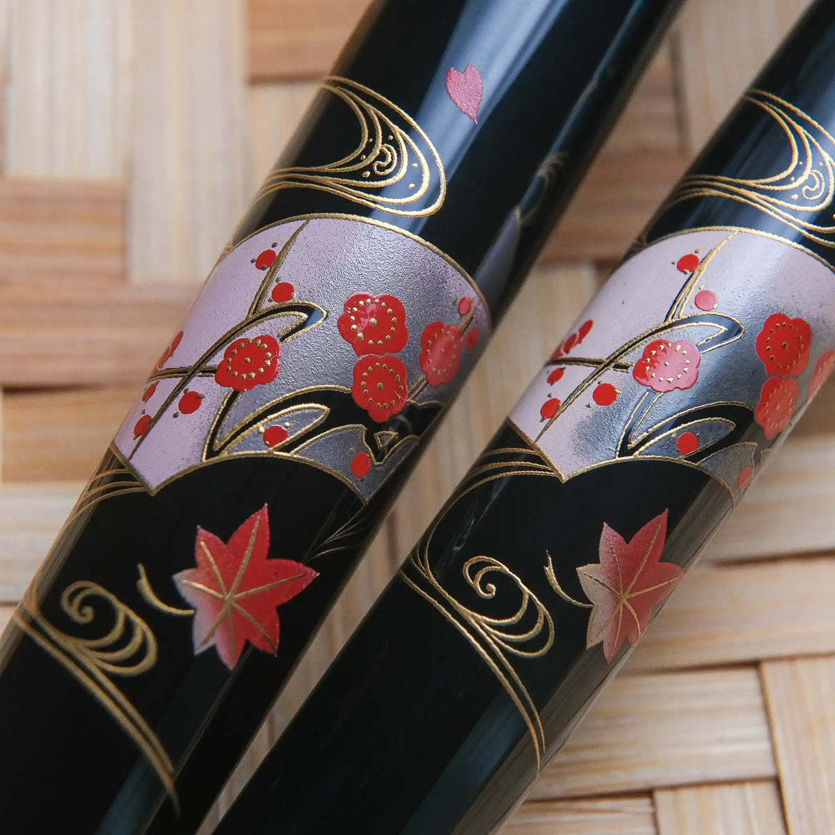 Platinum 3776 Century Urushi Maki-e Fountain Pen - Senmen