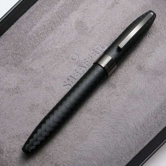 Sheaffer Legacy Chevron Fountain Pen - Matte Black