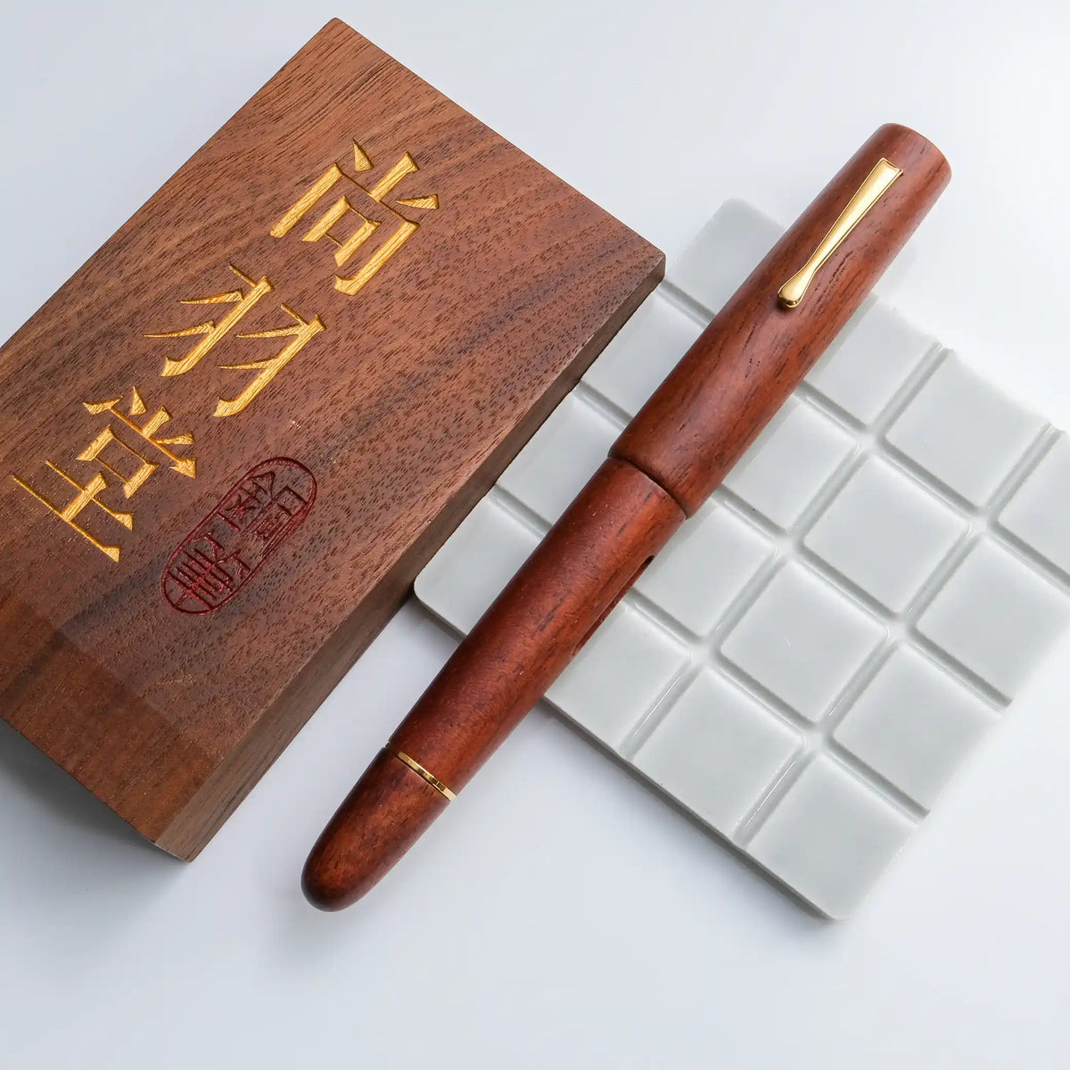Fine Writing International Wooden Vacuum Filler Fountain Pen - Rosewood