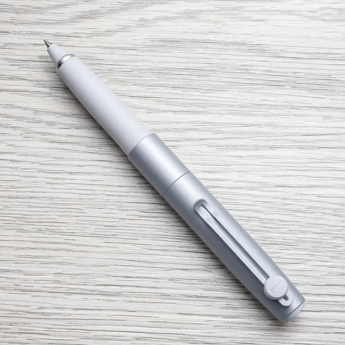 Uni-ball ZENTO Signature Rollerball Pen, Silver 0.3mm