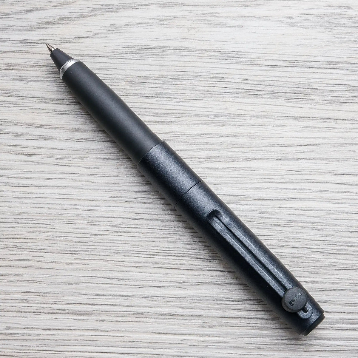 Uni-ball ZENTO Signature Rollerball Pen, Metallic Black 0.5mm