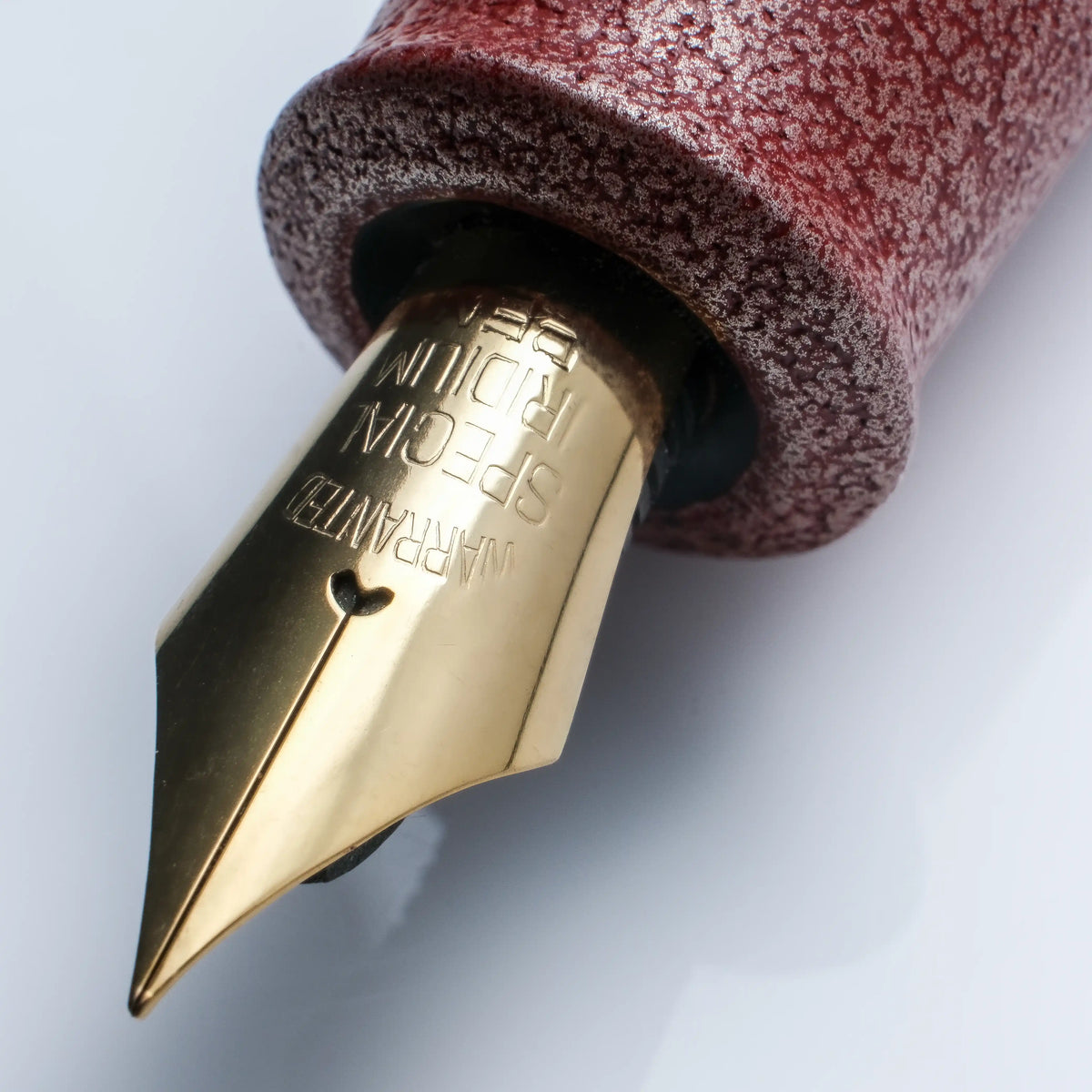 Fine Writing International Urushi Fountain Pen - Ishime Nuri Red (FAT Version)
