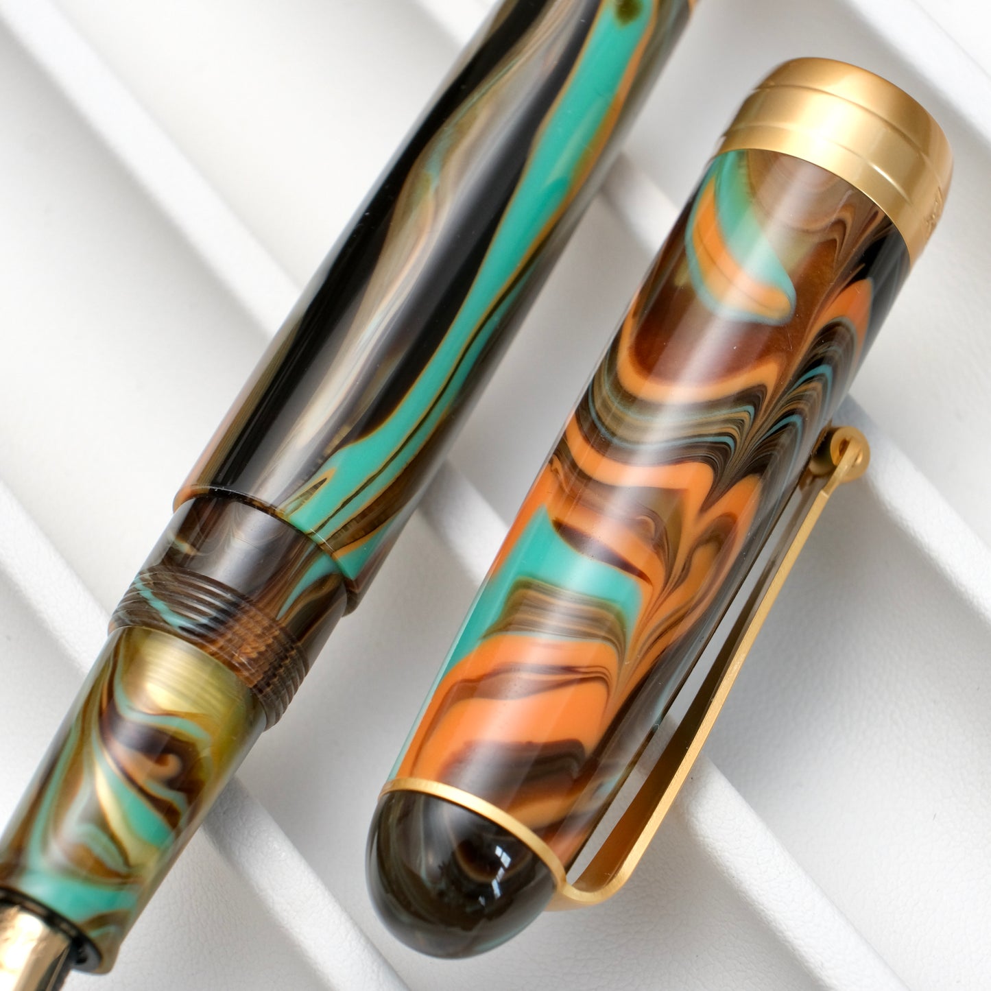 Penlux Masterpiece Delgado Fountain Pen - Peacock