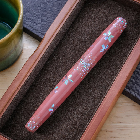 Cypress Urushi Raden Fountain Pen – Sakura Snow 櫻雪素髹 - Blush Pink
