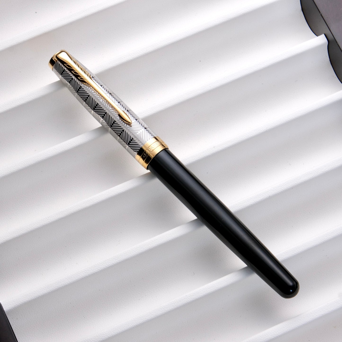 Parker Sonnet Premium Fountain Pen - Black 派克 卓爾致臻筆系列 -  黑色