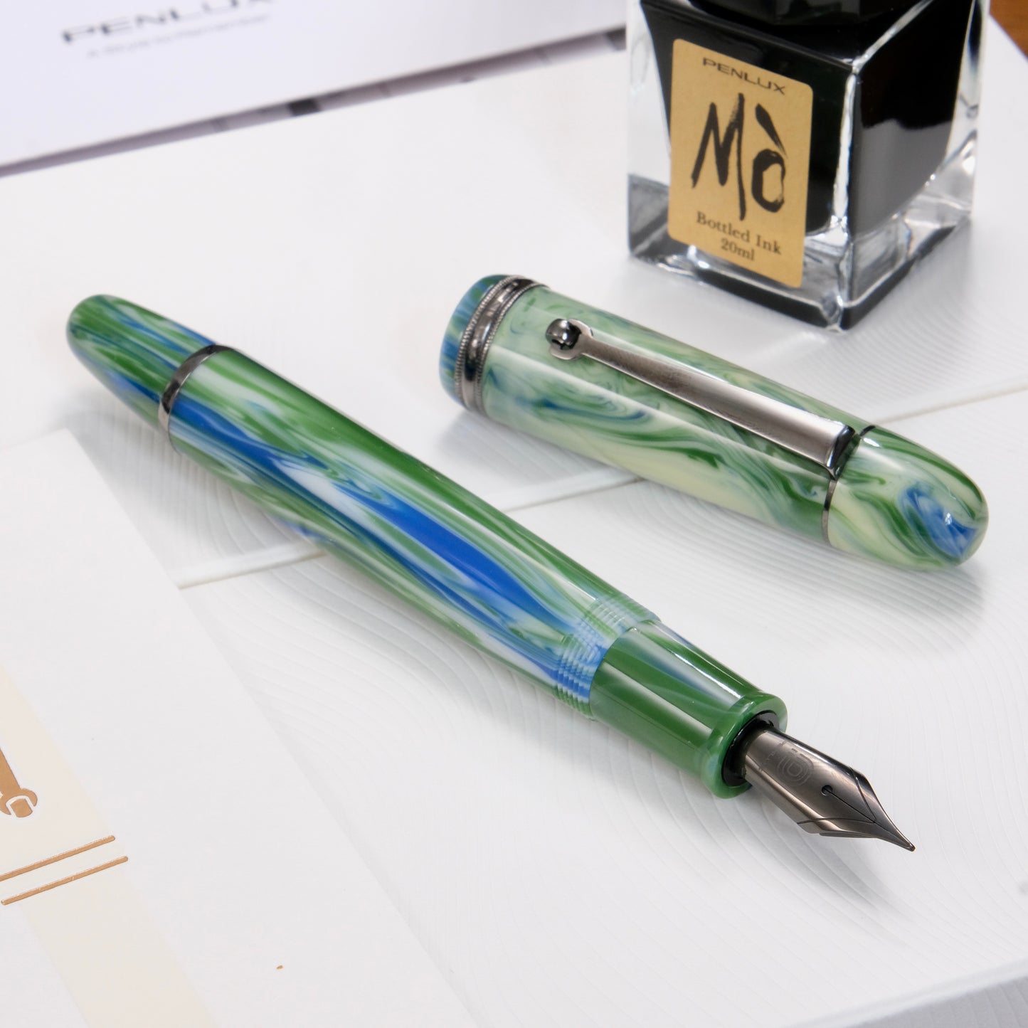 Penlux Masterpiece Grande Fountain Pen - Green Earth