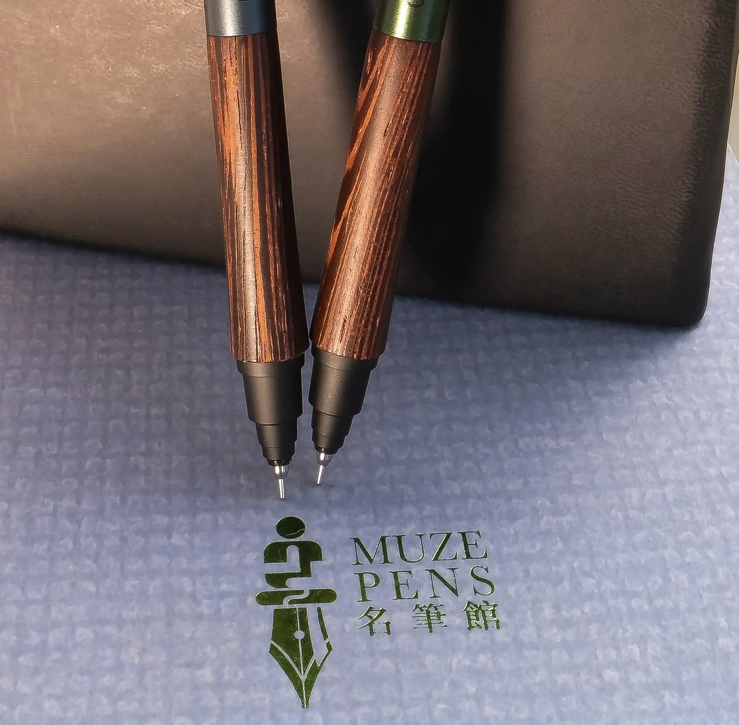 UNI Kurutoga Wood Mechanical Pencil - Steel Grey