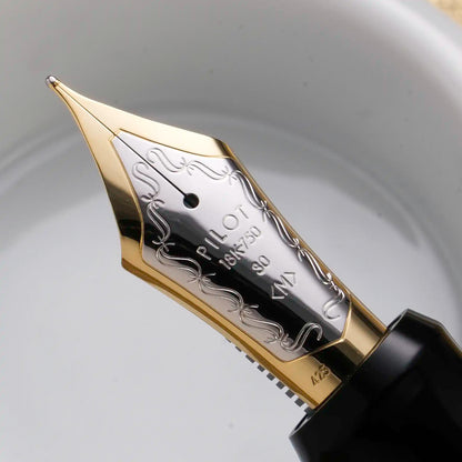 Pilot Custom Urushi Fountain Pen - Navy Blue