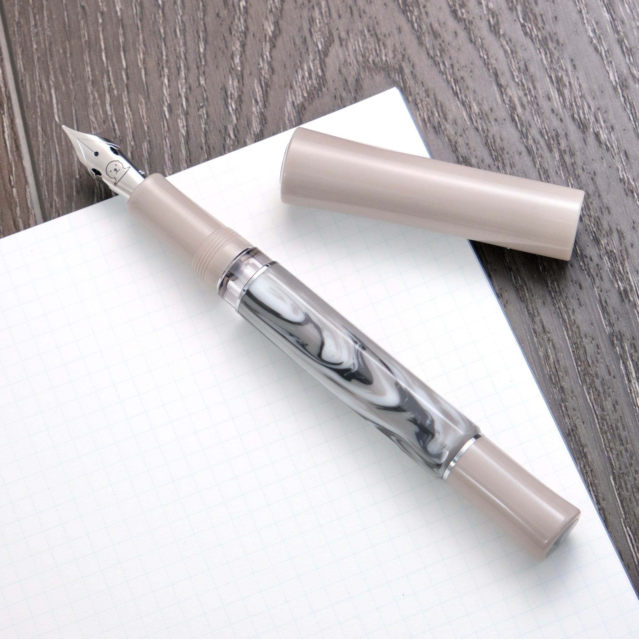 fine-writing-int-scepter-vacuum-filler-fountain-pen-otter-muze-pen