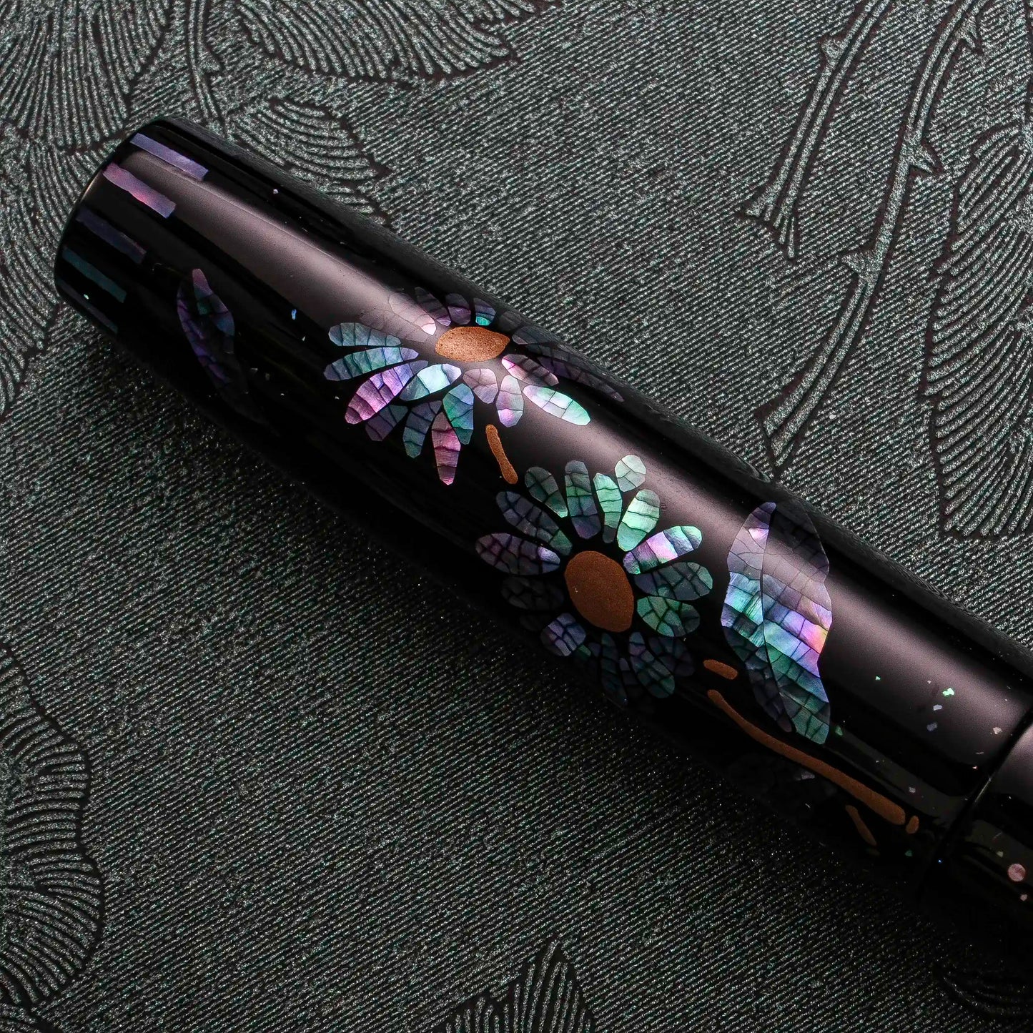 Cypress Raden Fountain Pen – Newly Bloomed Daisy
