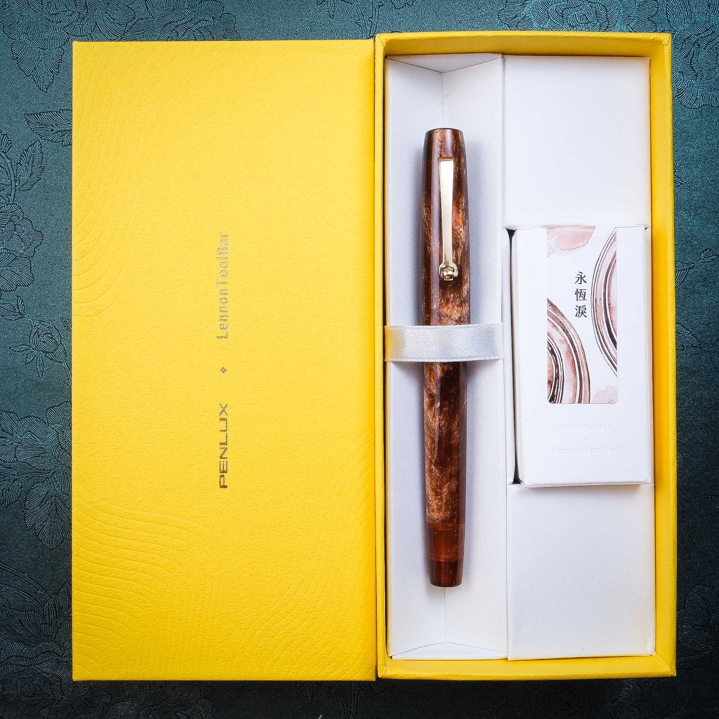 Penlux x Lennon Tool Bar Concerto Fountain Pen & Ink Set - Amber