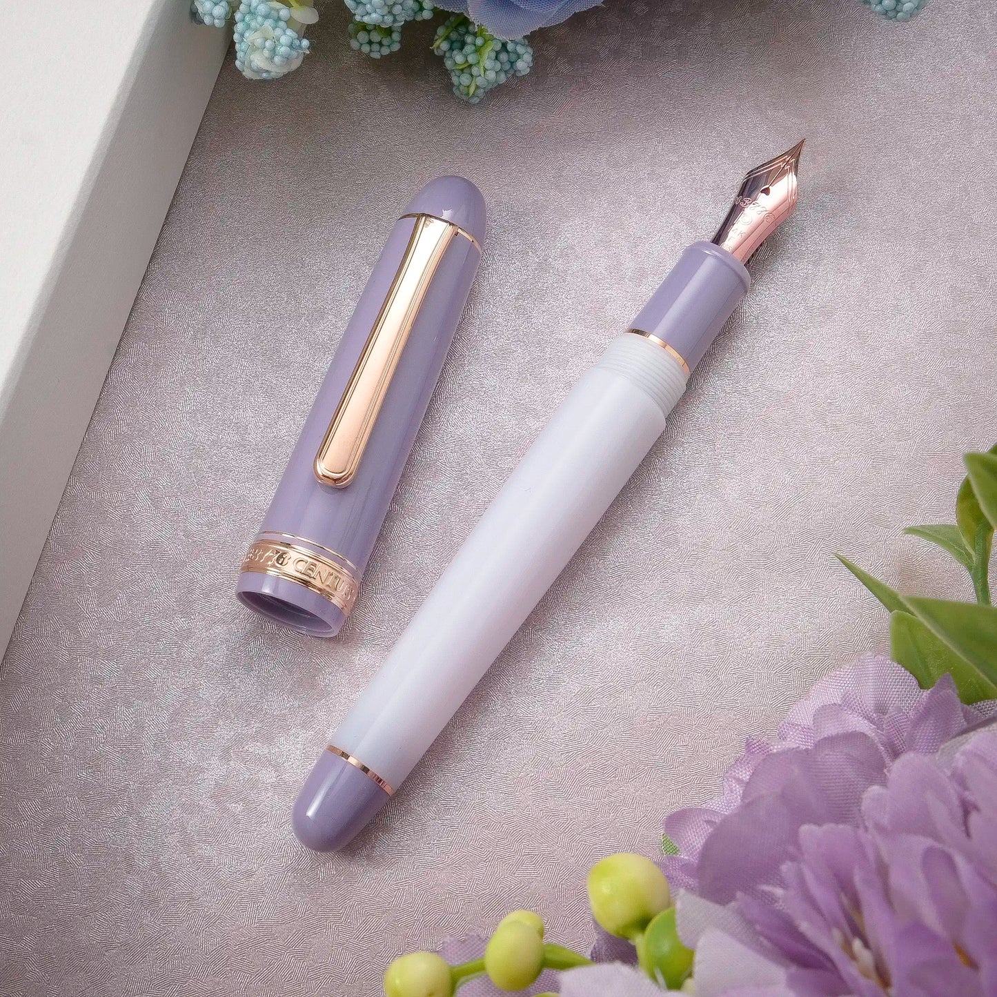 Platinum #3776 Century Fountain Pen – Misty Bloom (Limited Edition)