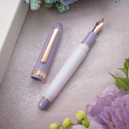 Platinum #3776 Century Fountain Pen – Misty Bloom (Limited Edition)