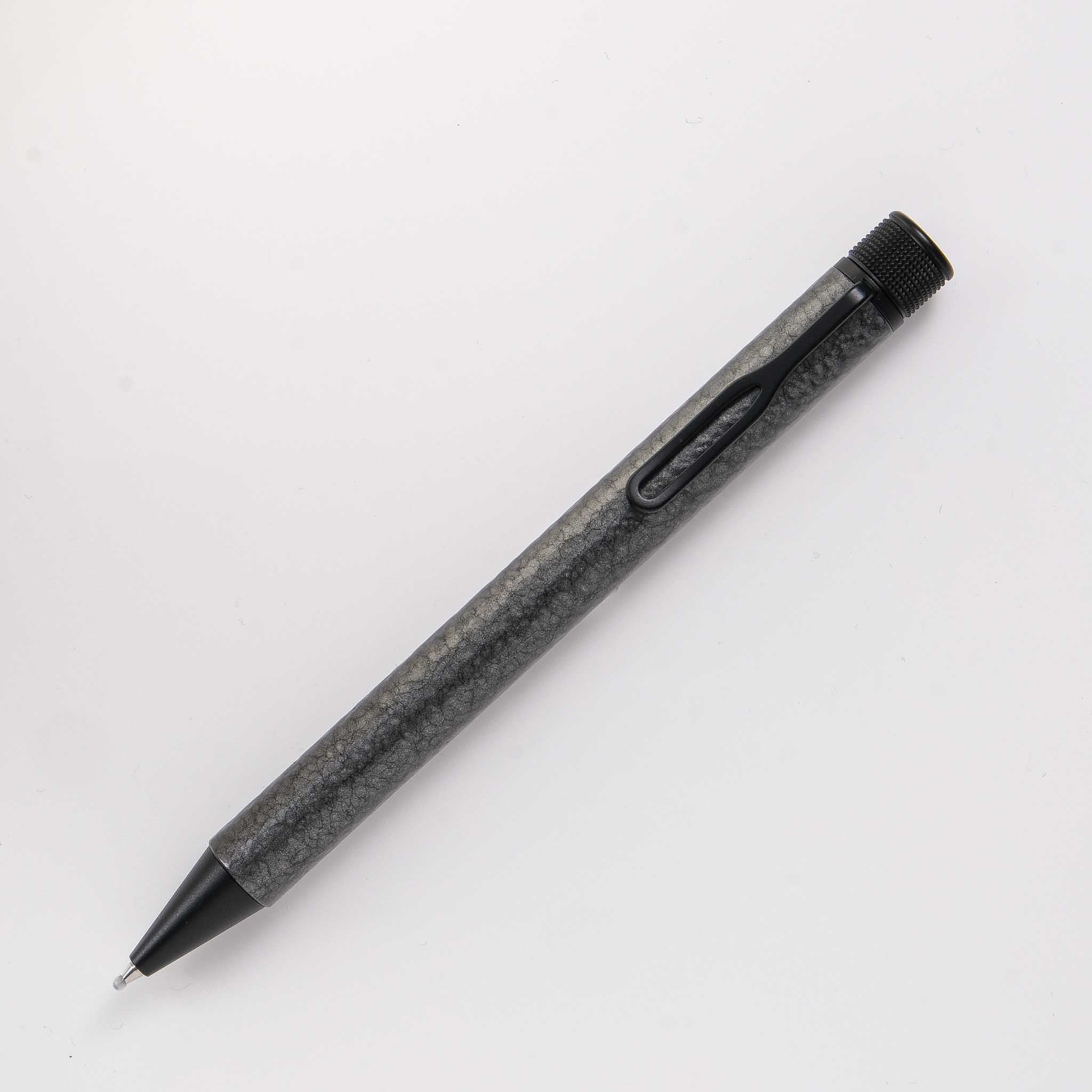 サクラクラフトラボ010 gel ink pen SAKURA craft_lab 010 Gel Pen - Hammer Tone Charcoal – Muze Pens