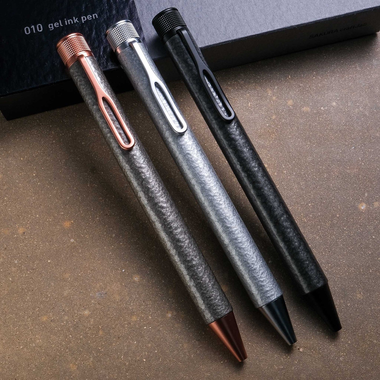 SAKURA craft_lab 010 Gel Pen - Hammer Tone Charcoal