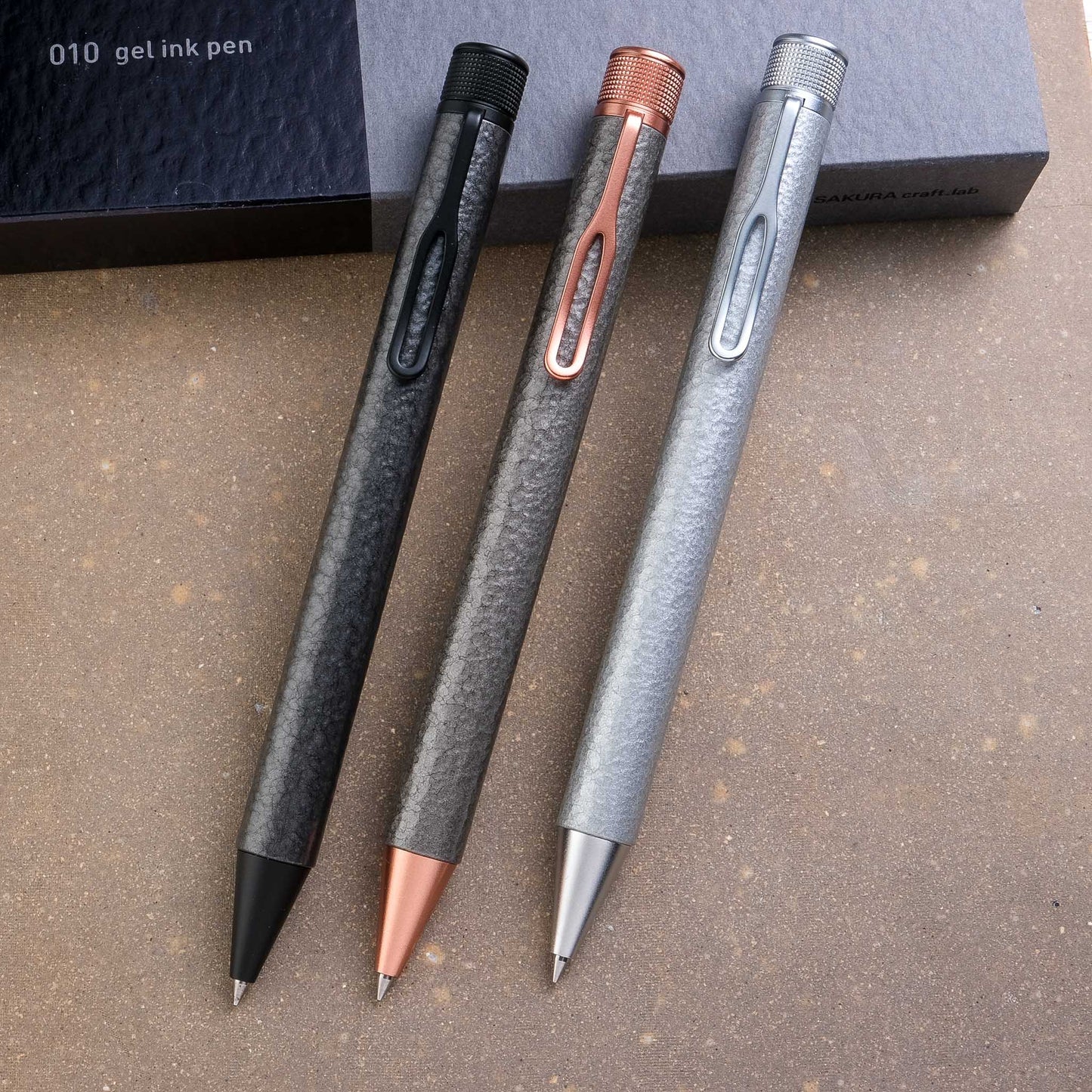 SAKURA craft_lab 010 Gel Pen - Hammer Tone Charcoal