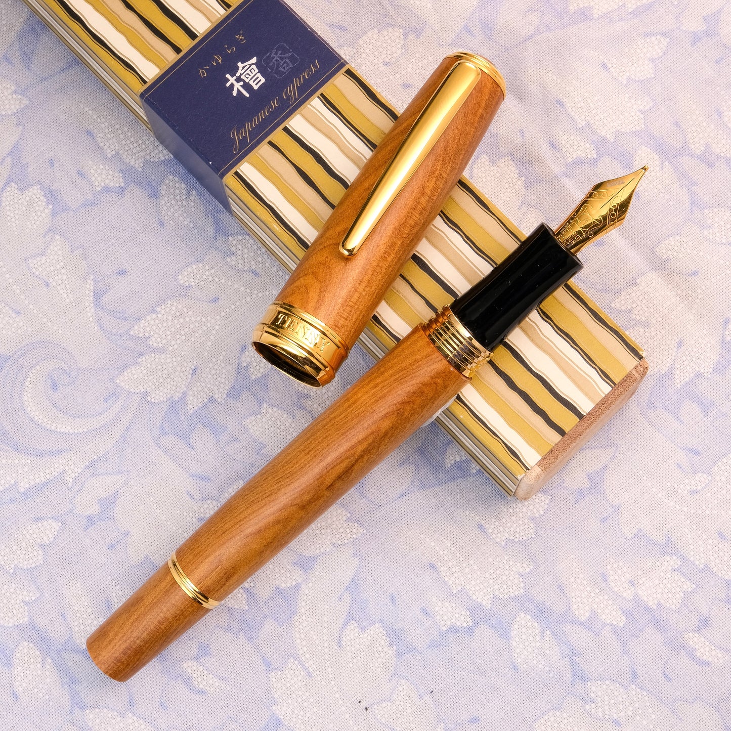 Tenny Coronation Fountain Pen - Taiwanese Incense Cedar (肖楠木)