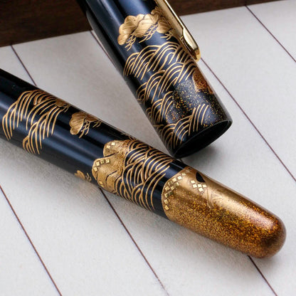 Platinum 3776 Kaga Taka Maki-e Fountain Pen - Hama no Matsu (Shore Pine)