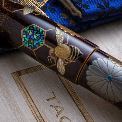 Taccia Empress Fountain Pen - Imperial Honeybee (Limited Edition)