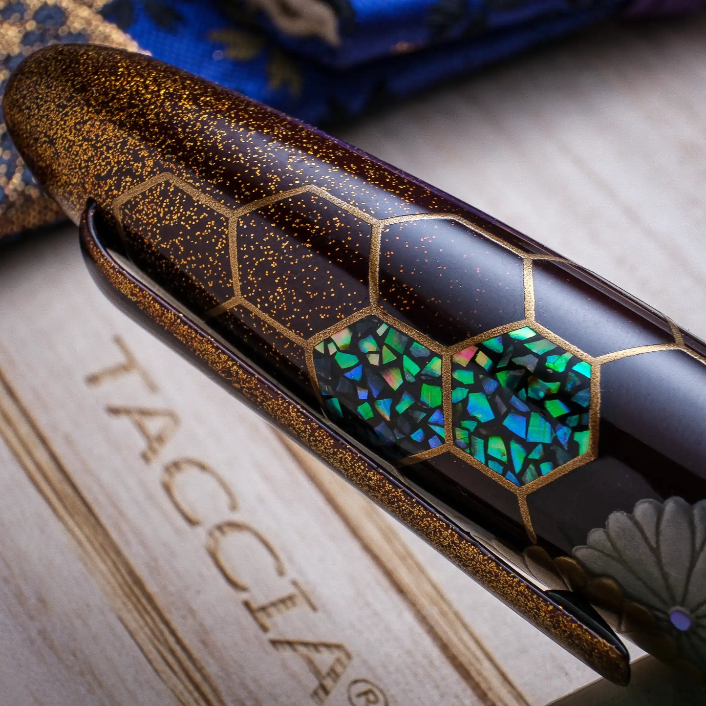 Taccia Empress Fountain Pen - Imperial Honeybee (Limited Edition)
