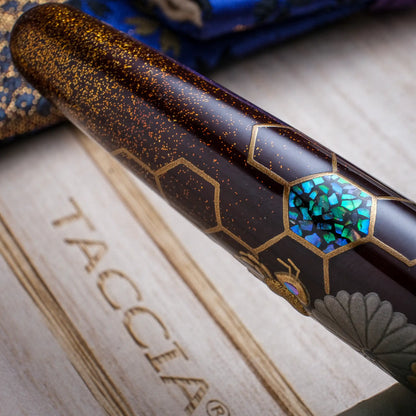 Taccia Empress Fountain Pen - Imperial Honeybee (Limited Edition)