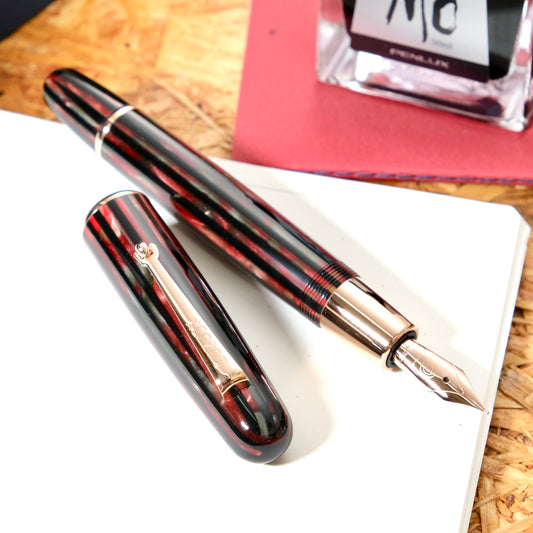 Penlux Elite Piston Filler Fountain Pen - Queen