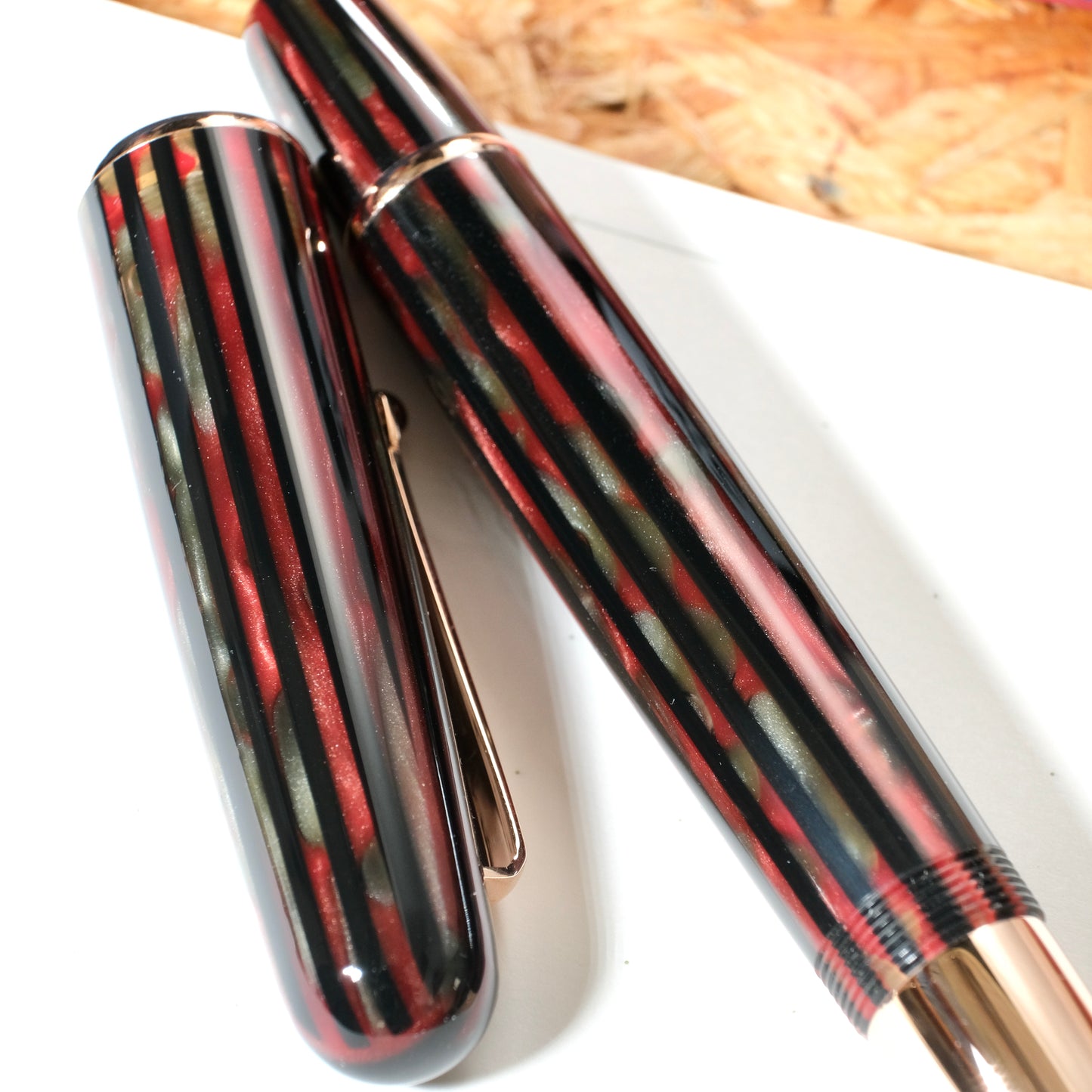 Penlux Elite Piston Filler Fountain Pen - Queen