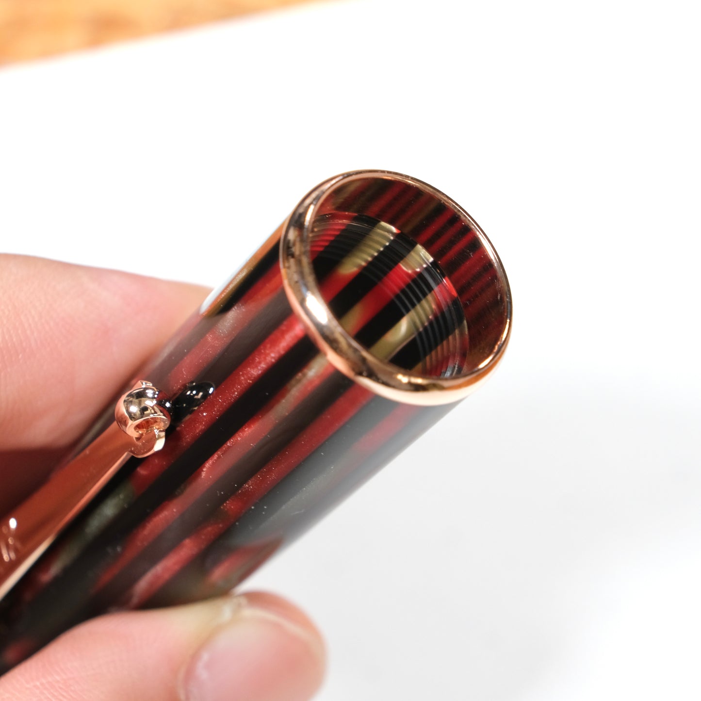 Penlux Elite Piston Filler Fountain Pen - Queen