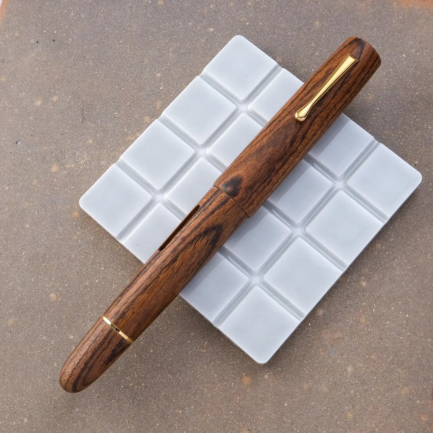 Fine Writing International Wooden Vacuum Filler Fountain Pen - Bocote