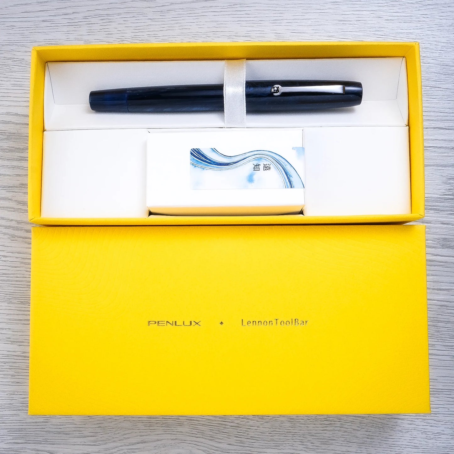 Penlux x Lennon Tool Bar Concerto Fountain Pen & Ink Set - Kyanite
