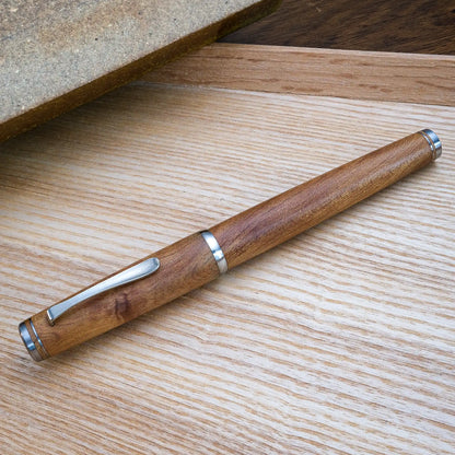 Cypress Urban Recluse Fountain Pen - Wood Series - Formosa Incense Cedar
