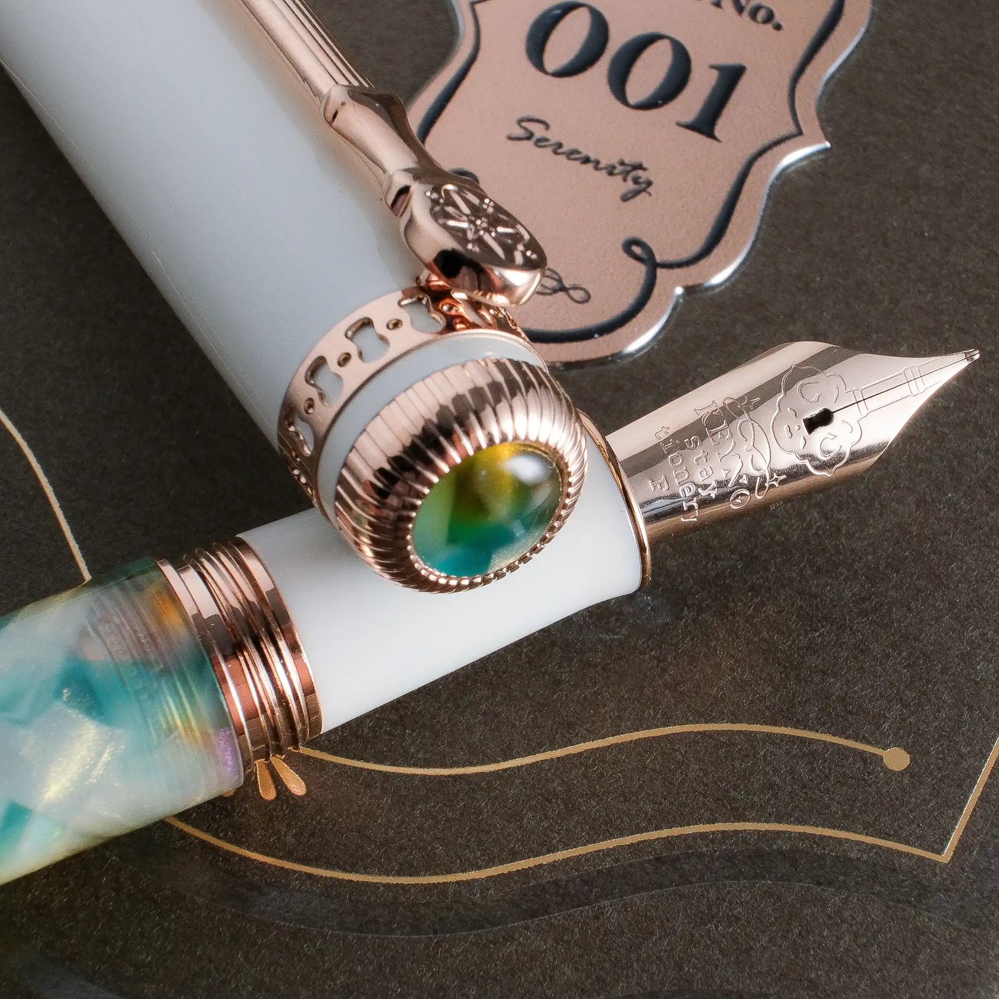 Dominant Industry Keyno Stay.tionery Fountain Pen - No. 001 Serenity
