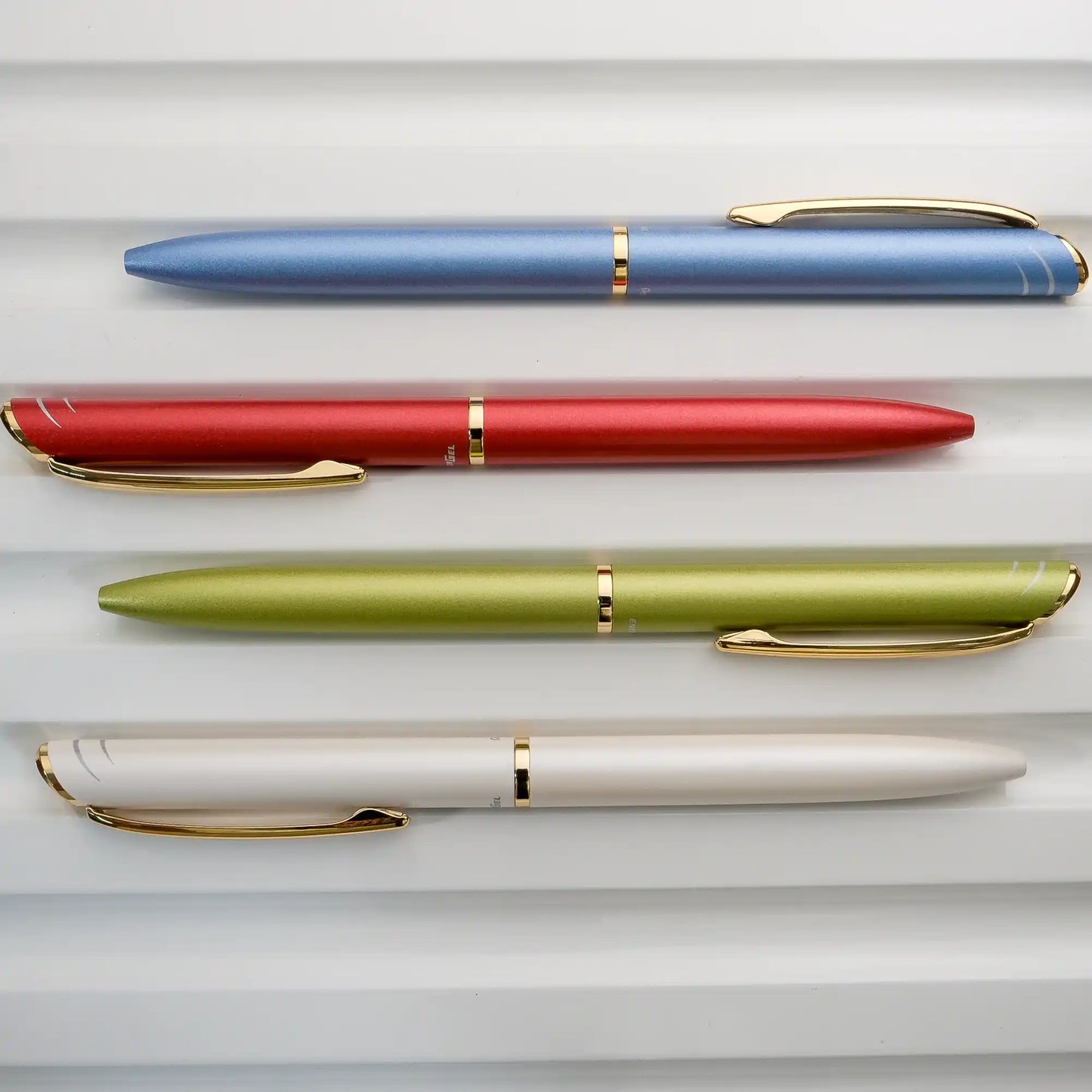Pentel EnerGel Philography Gel Pen - Wafu Limited Edition - Torii Red 鳥居紅