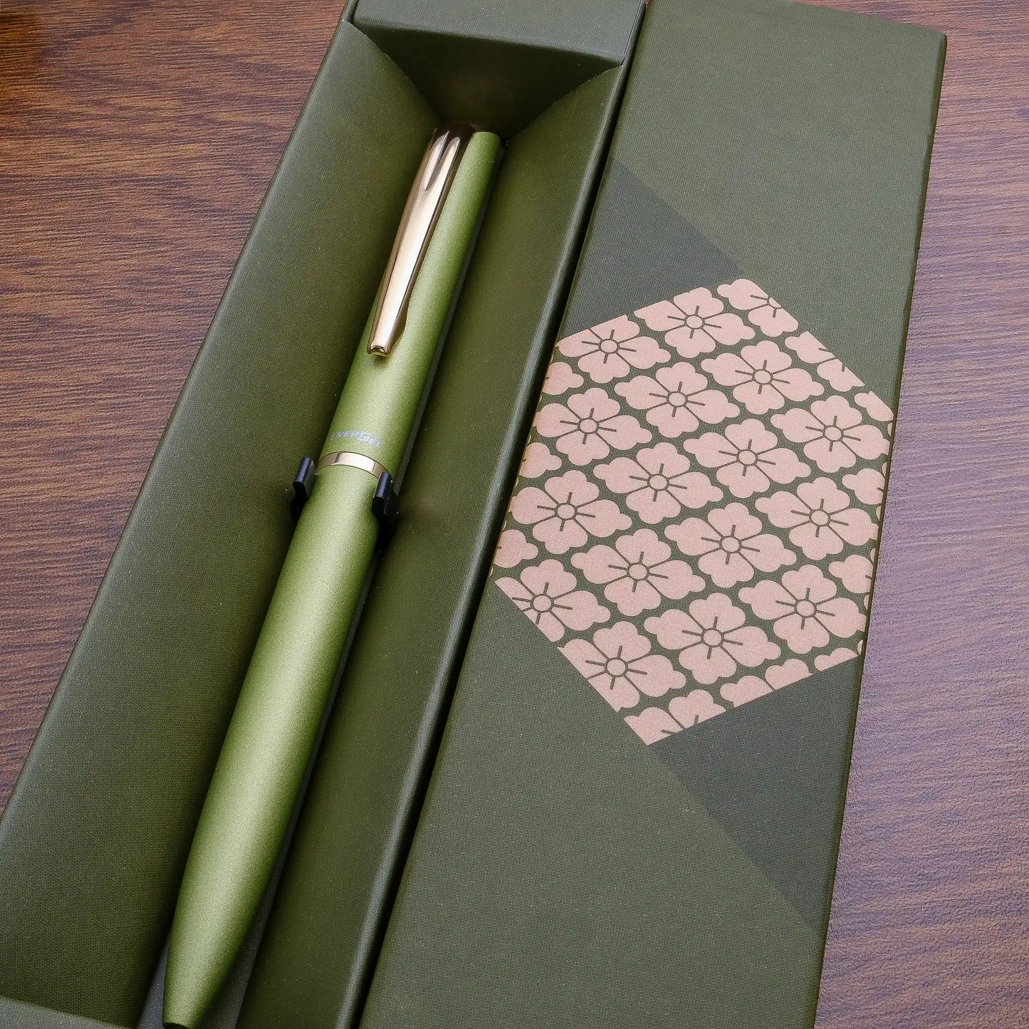 Pentel EnerGel Philography Gel Pen - Wafu Limited Edition - Matcha Green 抹茶綠