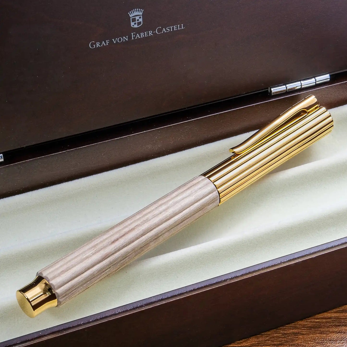 Graf von Faber-Castell Bloom Fountain Pen - Hornbeam
