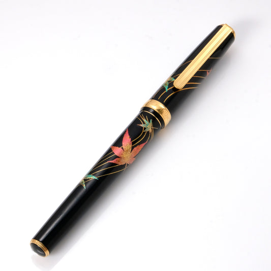 Platinum Vicoh Modern Maki-e Fountain Pen － Autumn Leaves
