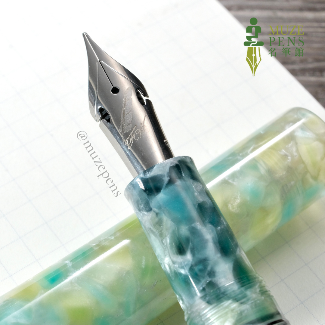 Fine Writing Int. Scepter Piston Filler Fountain Pen - Green Scepter