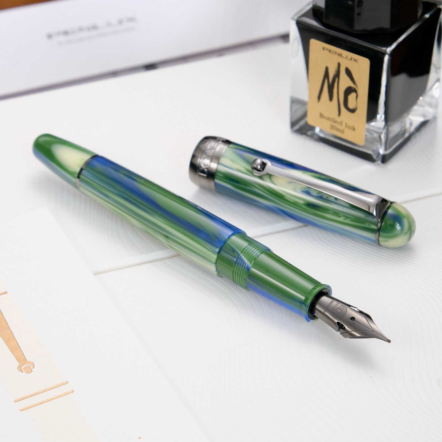 Penlux Masterpiece Delgado Fountain Pen - Green Earth