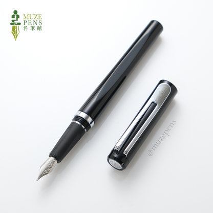 TACCIA PENFORT Facet Fountain Pen - Black