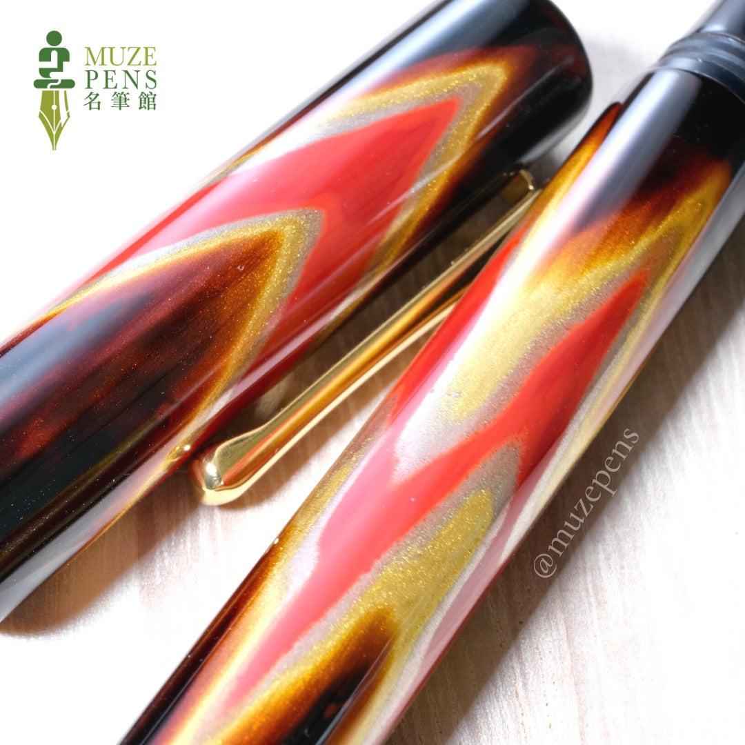 TACCIA Ukiyo-e Hokusai Katsushika Urushi Fountain Pen - Hokusai-Benitsuchi (Red Soil)