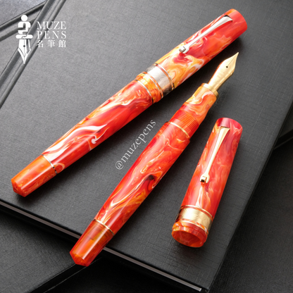 Leonardo Officina Italiana Momento Zero Grande Limited Edition Fountain Pen - Primary Manipulation Warm Tones, Gold Trim